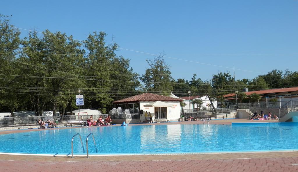 Ferienpark Easyatent Safari Tent Bijela Uvala 4*